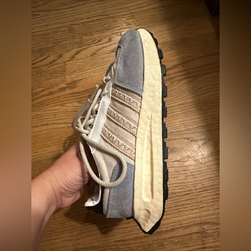 adidas Retropy E5 Violet 6W Women’s Sneaker - Picture 6 of 10